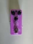 NUX Edge - efekt gitarowy typu delay