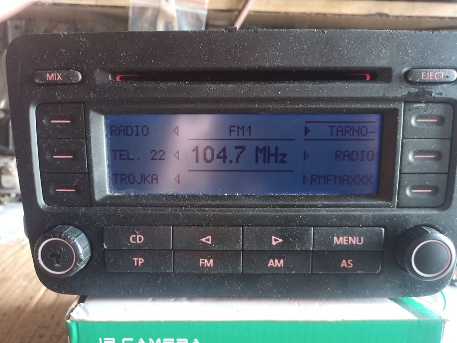 VW Radio RCD 300 z kodem.