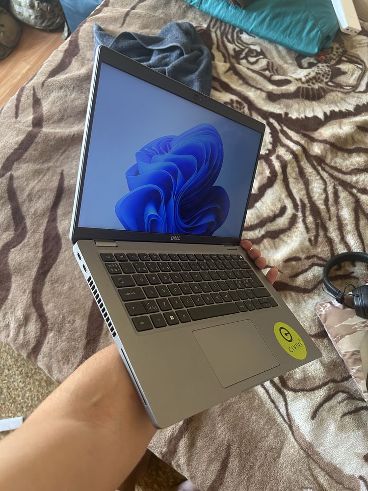 Dell Latitude 5420 (P137G) 2022 року