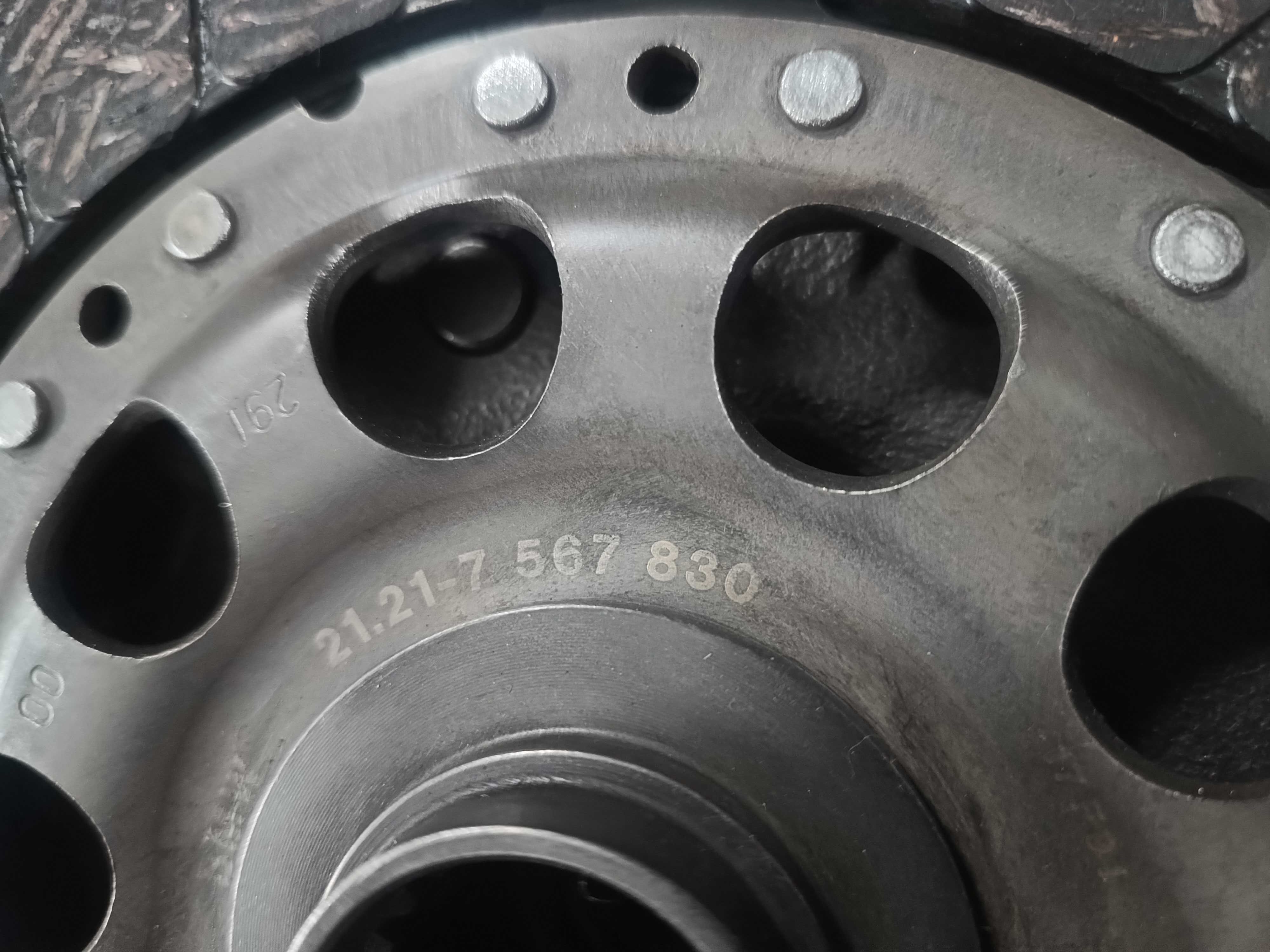 BMW E60 520D E90 E92 320D E87 120D N47 177KM sprzęgło tarcza docisk