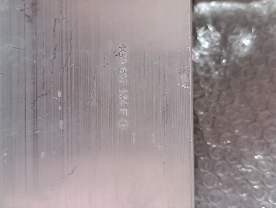 Кронштейн підсилювач переднього бампера