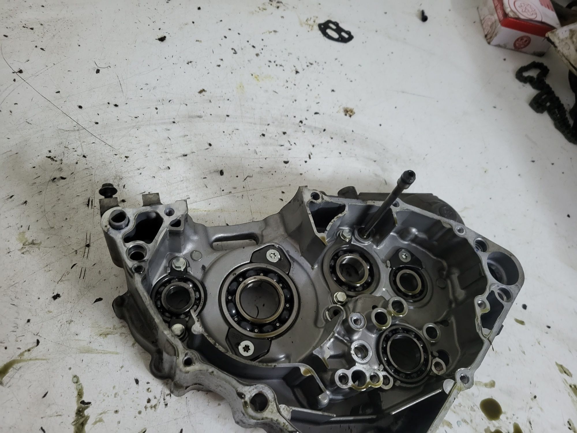 Karter połówka silnika yamaha yzf 250 rok 06/09