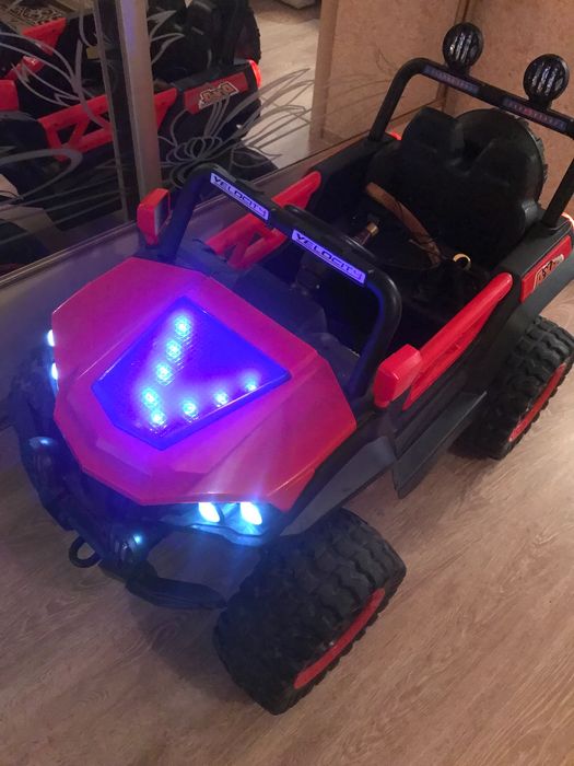 Джип внедорожнік для хлопчиків