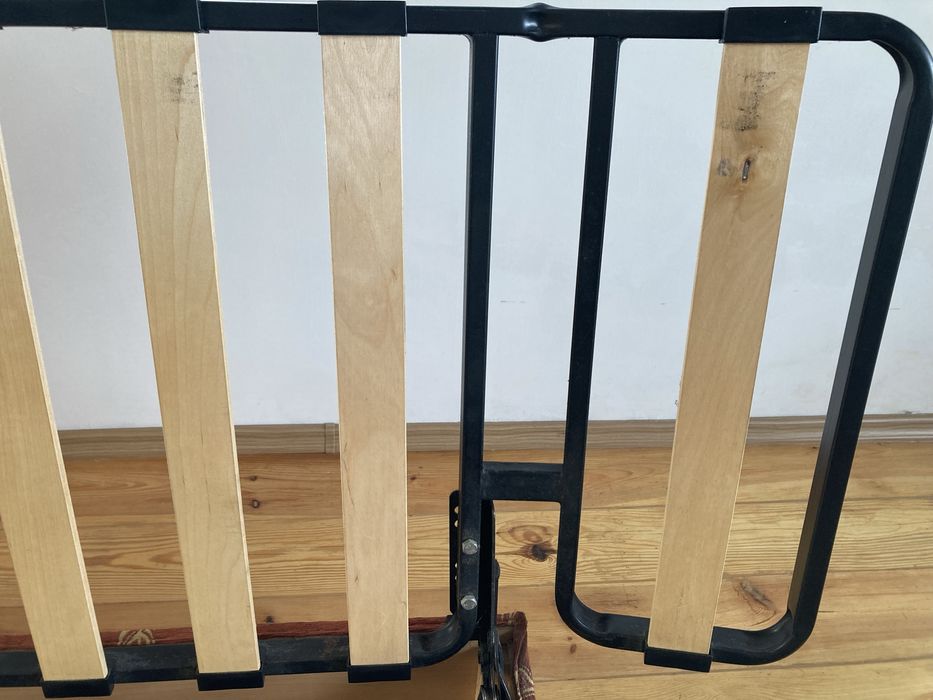 Kanapa łóżko rozkładane  ze skrzynią  120x200