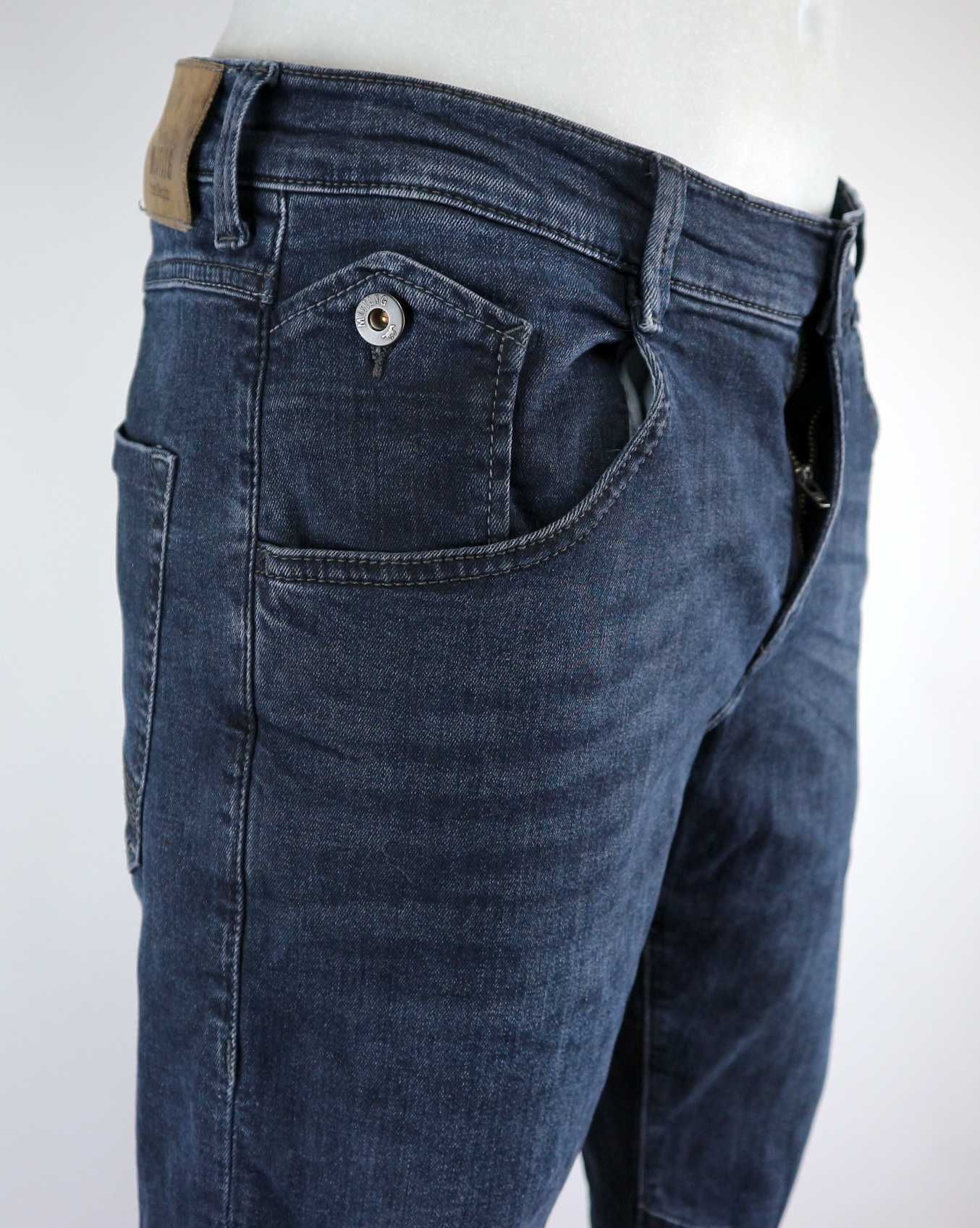 Mustang Hampton Bermuda spodenki jeansowe szorty W31 pas 2 x 43/45 cm