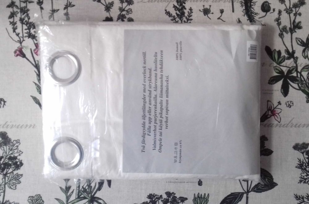 Zasłony z piękną grafiką konik Dalarna  gruba bawełna