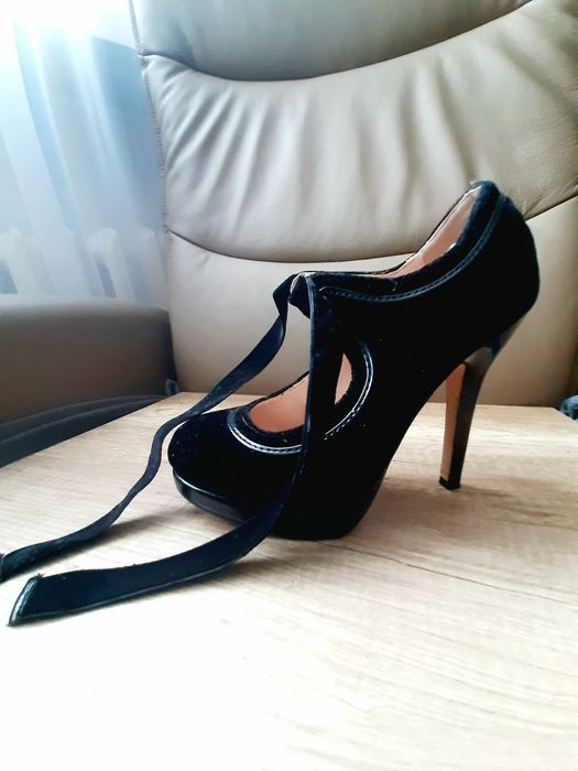 Buty na obcasie CENTRO czarne kokarda szpilki półbuty jak NOWE