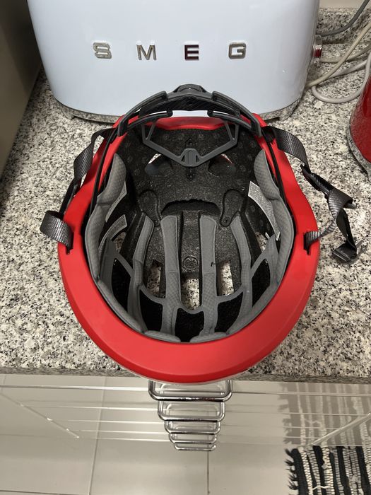 Capacete Endura Red