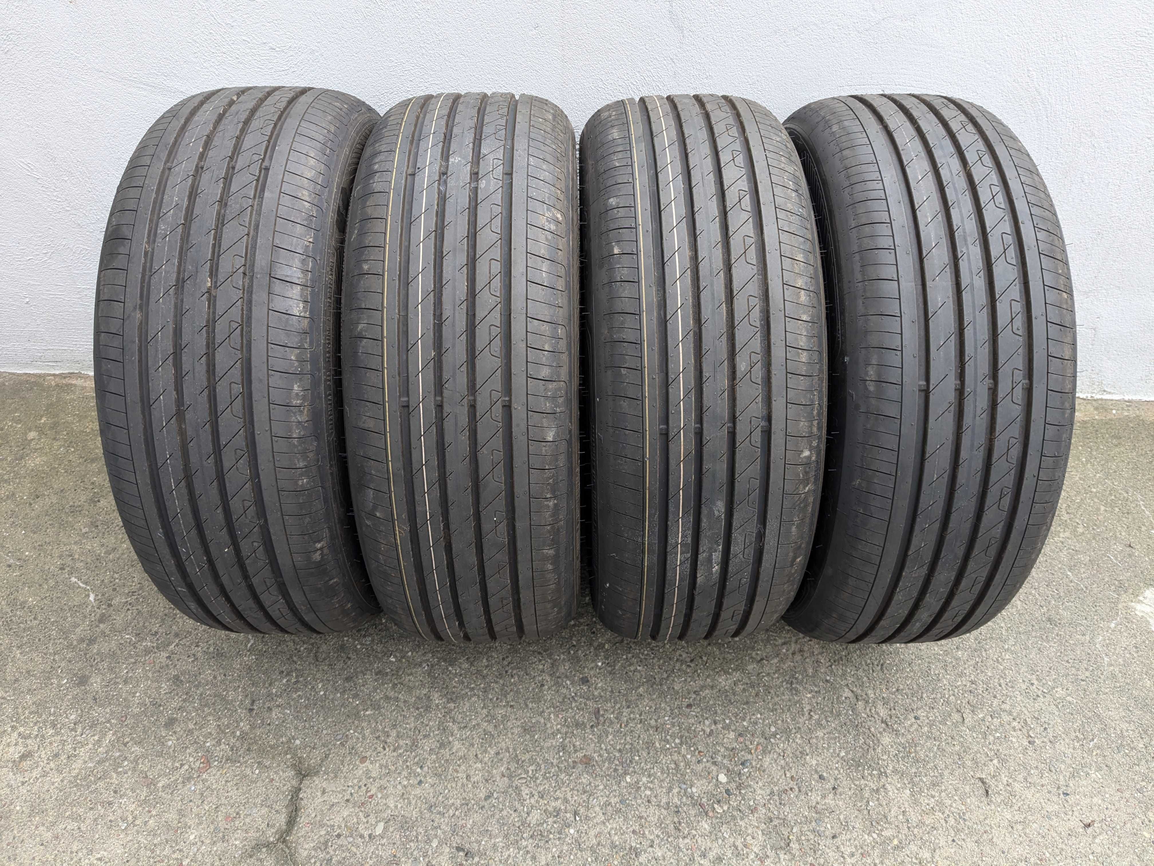 4 szt. - 215/50 R18 92 V - Goodyear Efficientgrip Performance 2