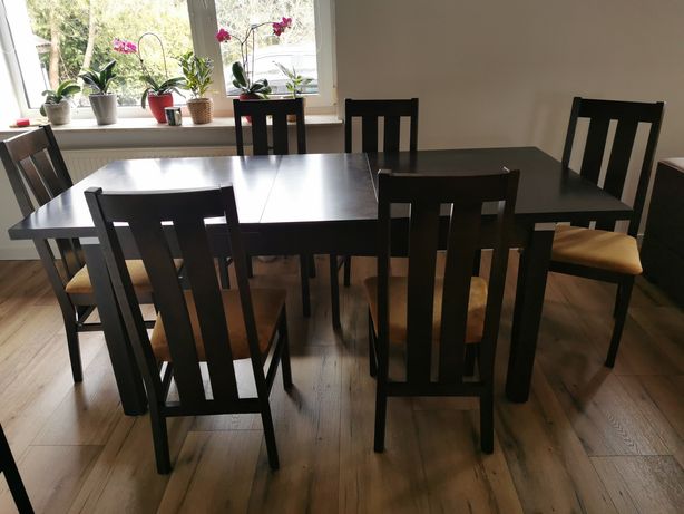 Stół z 6 krzeslami
