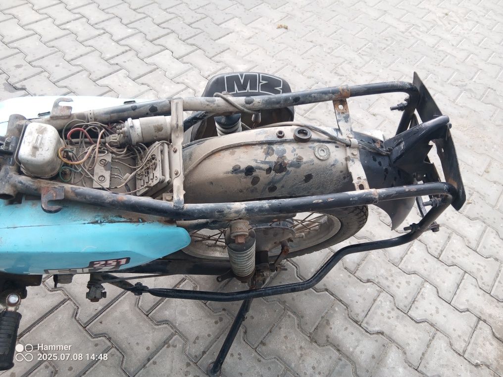 Mz-etz 251 z dokumentami