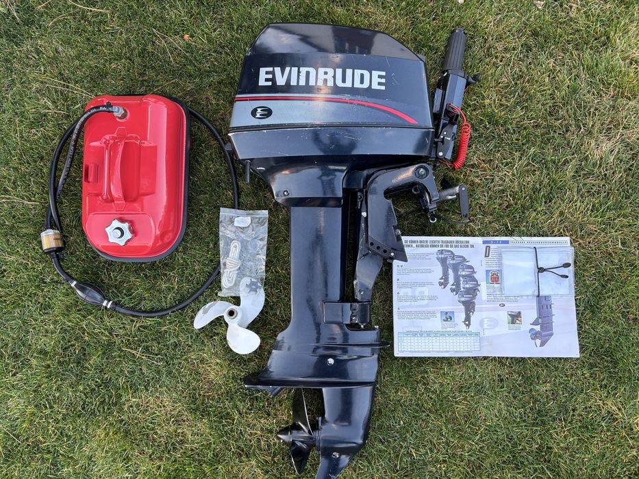 Двигун Evinrude/Johnson 6-8 2т з документами!