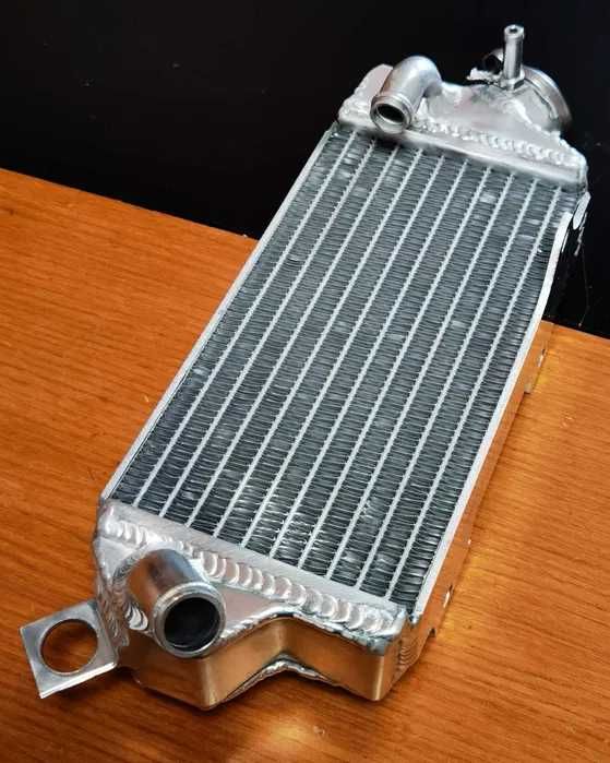 Radiador Kawasaki KX80 de 91 a 97 e KX100 de 95 a 97 Alumínio Perf.