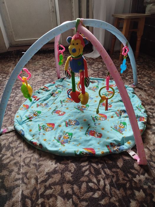 Розвиваючий килимок