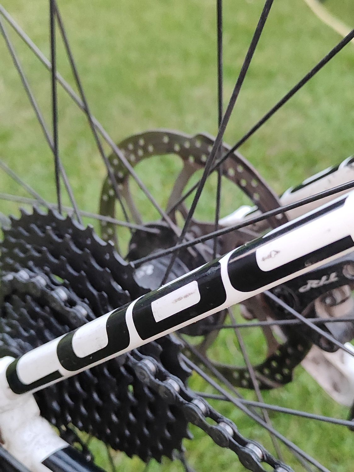 Rower szosowy Cube Attain pro