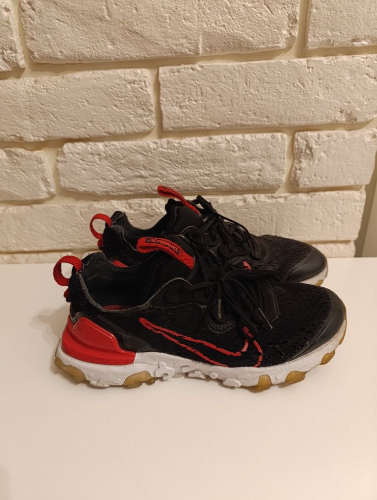 Nike React Vision 38р