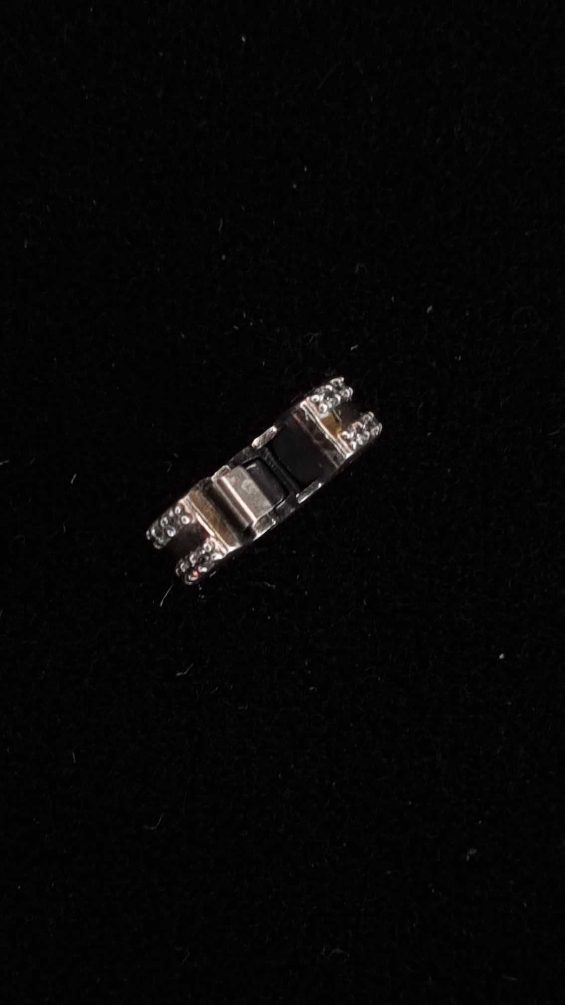 2 separatory charms Pandora separator z lśniącymi kamieniami 925