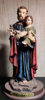Estatueta S José em marfinite-Louças Falcão;Bom estado;22 cm