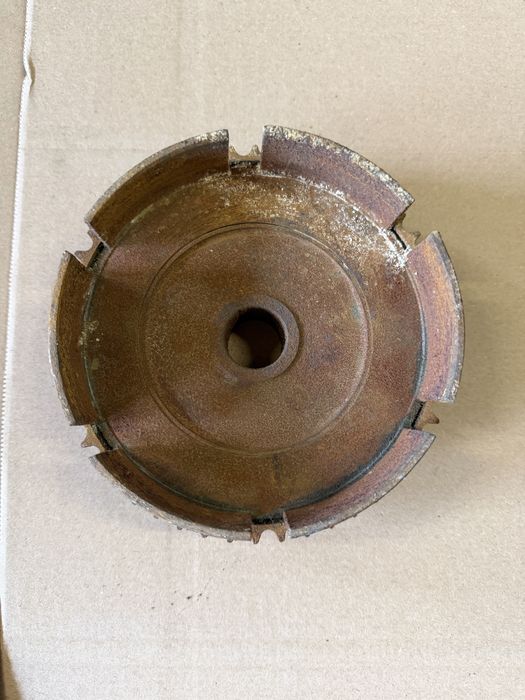 Kosz sprzęgłowy SHL M04 - orginał, nitowany