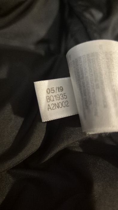 Жіночий пуховик Adidas W Helionic Ho J (BQ1935), розмір XL