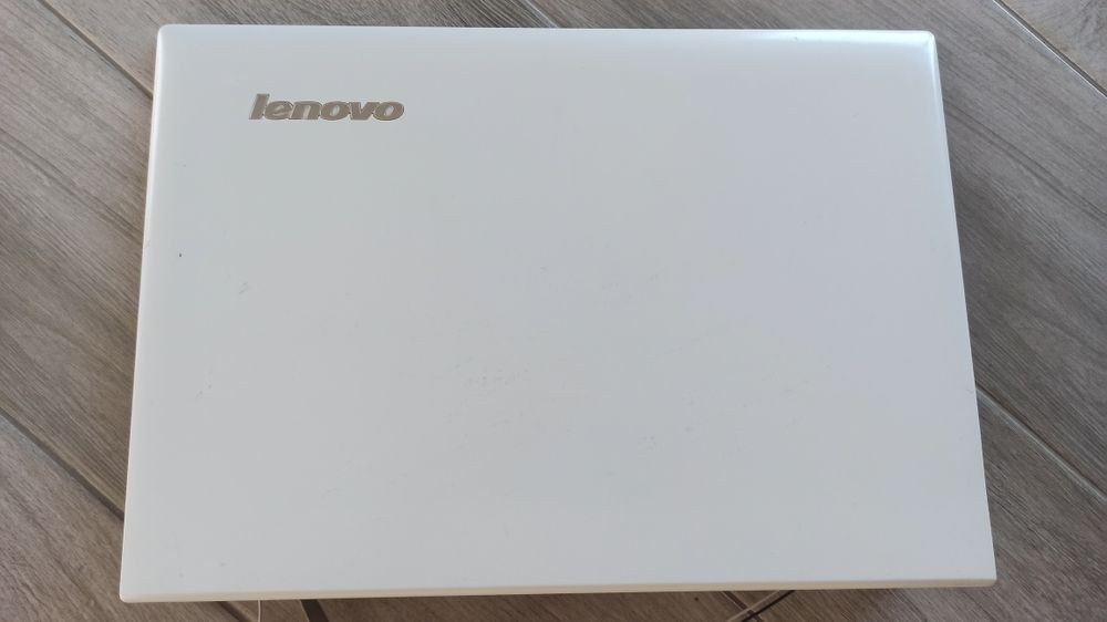 Lenovo z500 matryca, zawiasy, klapa kolor biały