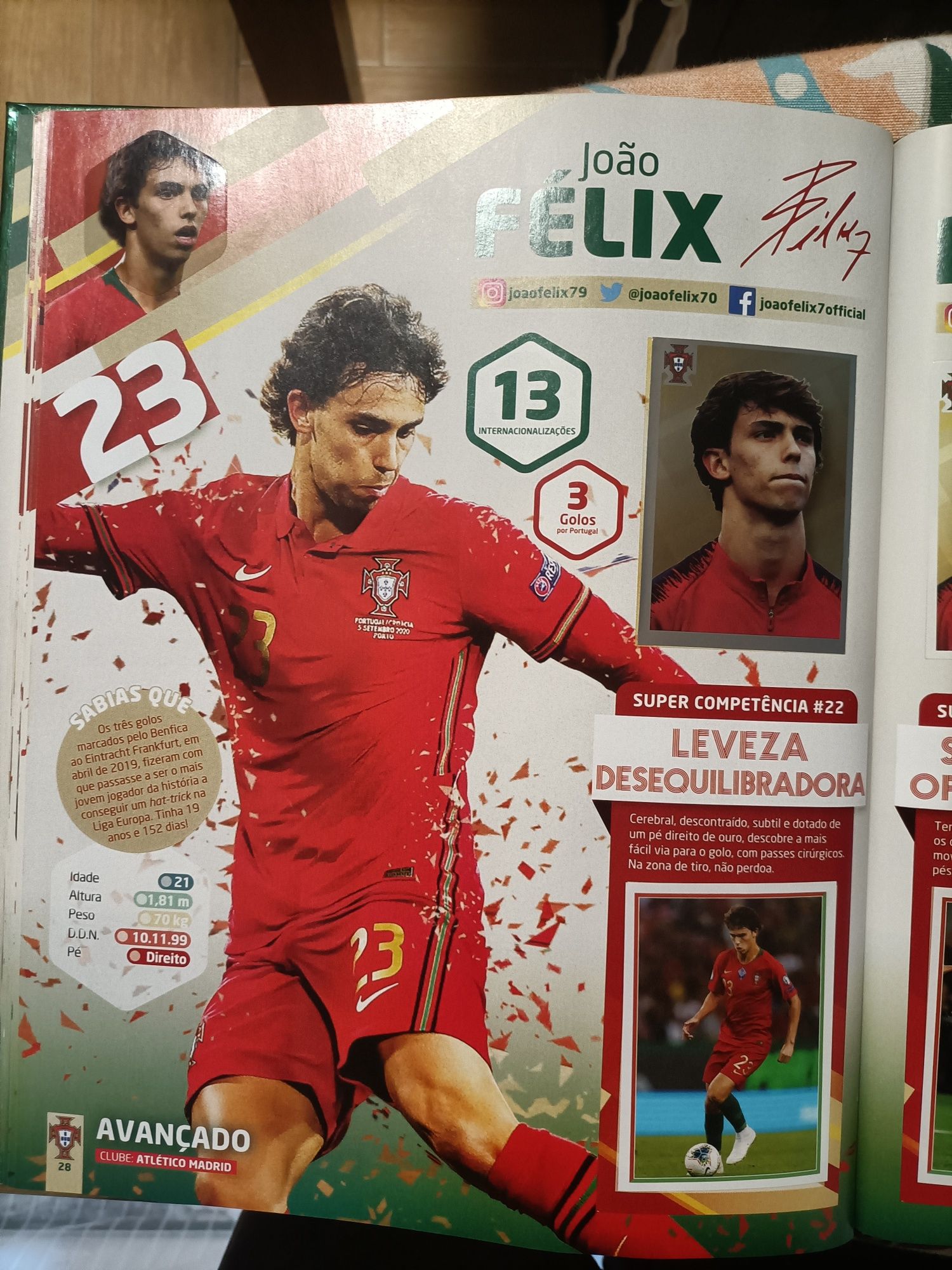Caderneta de cromos de bola