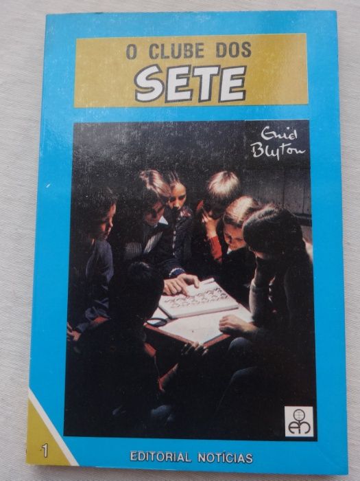 Livro "O Clube dos Sete"