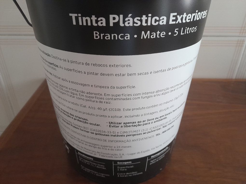 Tinta branca plástica exterior 5 litros Maxmat