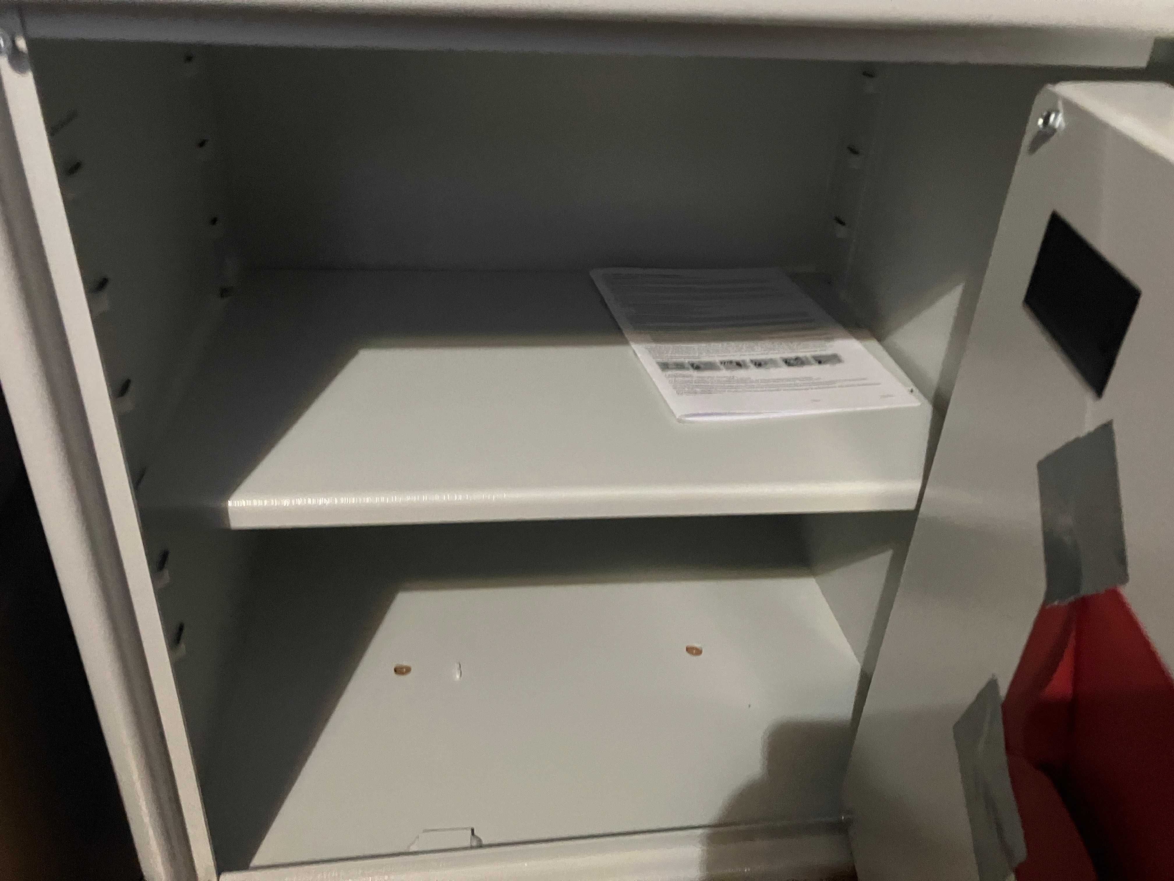 Sejf S1 na broń krótką z zamkiem elektronicznym 460x440x365mm
