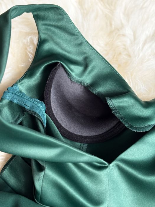 Витончена вечірня сукня в стилі old money, шита індивідуально