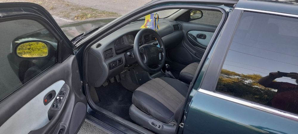 Kia Clarus 2.0МТ (133к.с.)