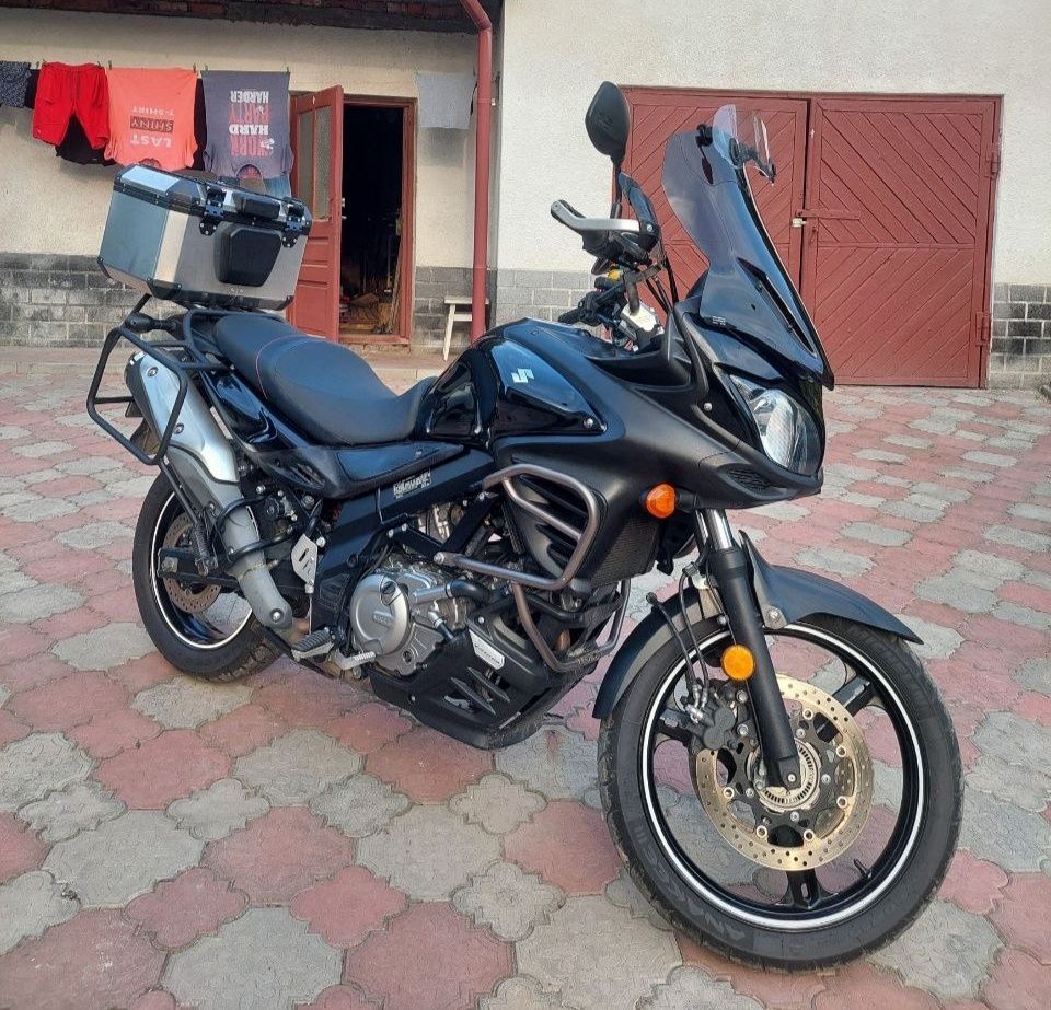 Suzuki V-strom DL 650