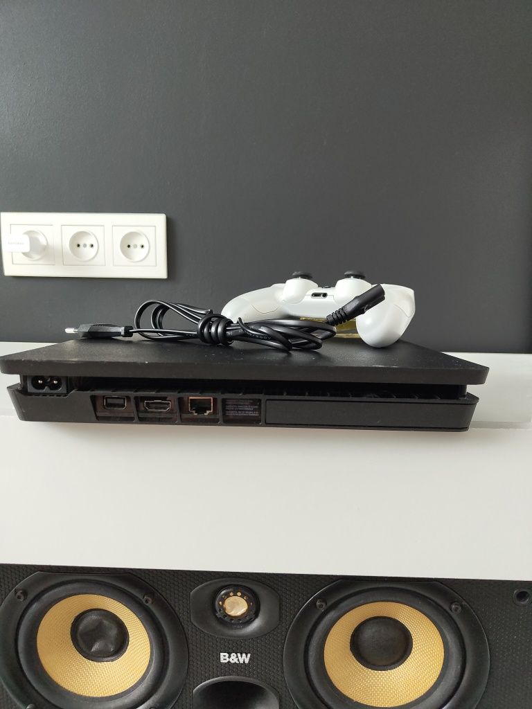 PS4 slim 1 тб ігрова приставка sony PlayStation 4 / 9.60