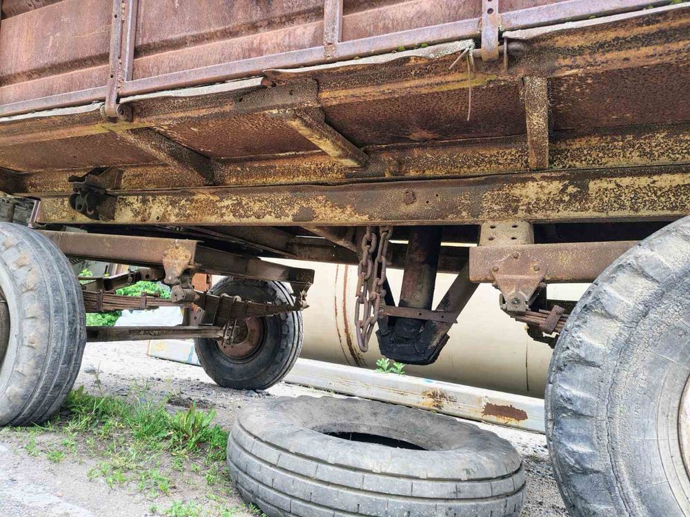 Причіп на кругу 2птс4