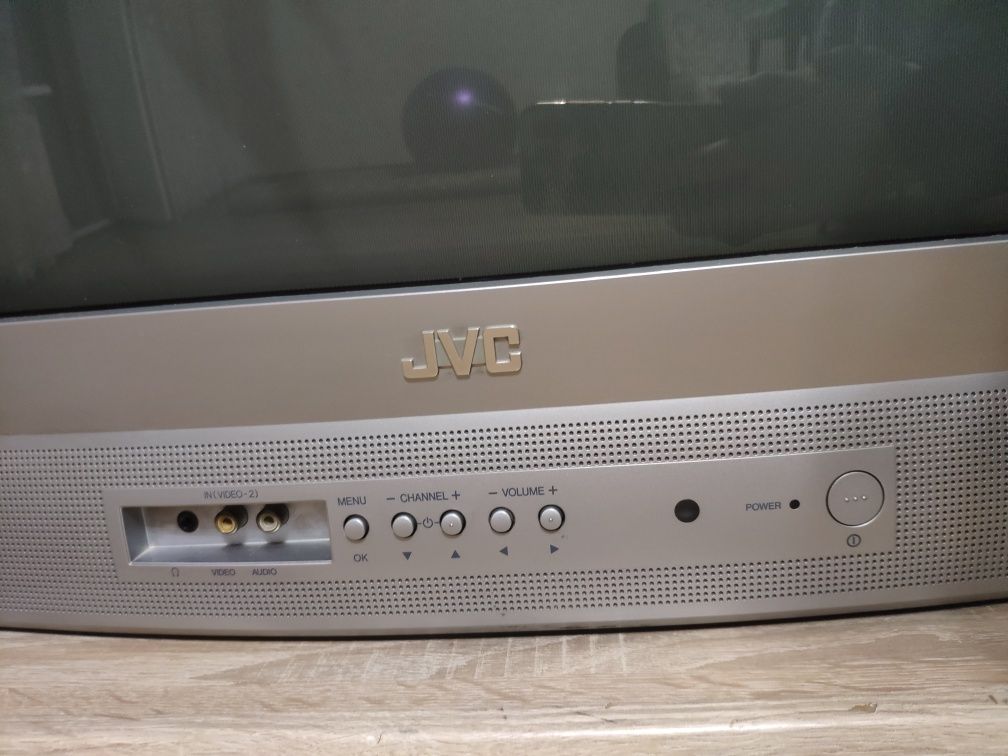 Телевизор JVC.    SAMSUNG