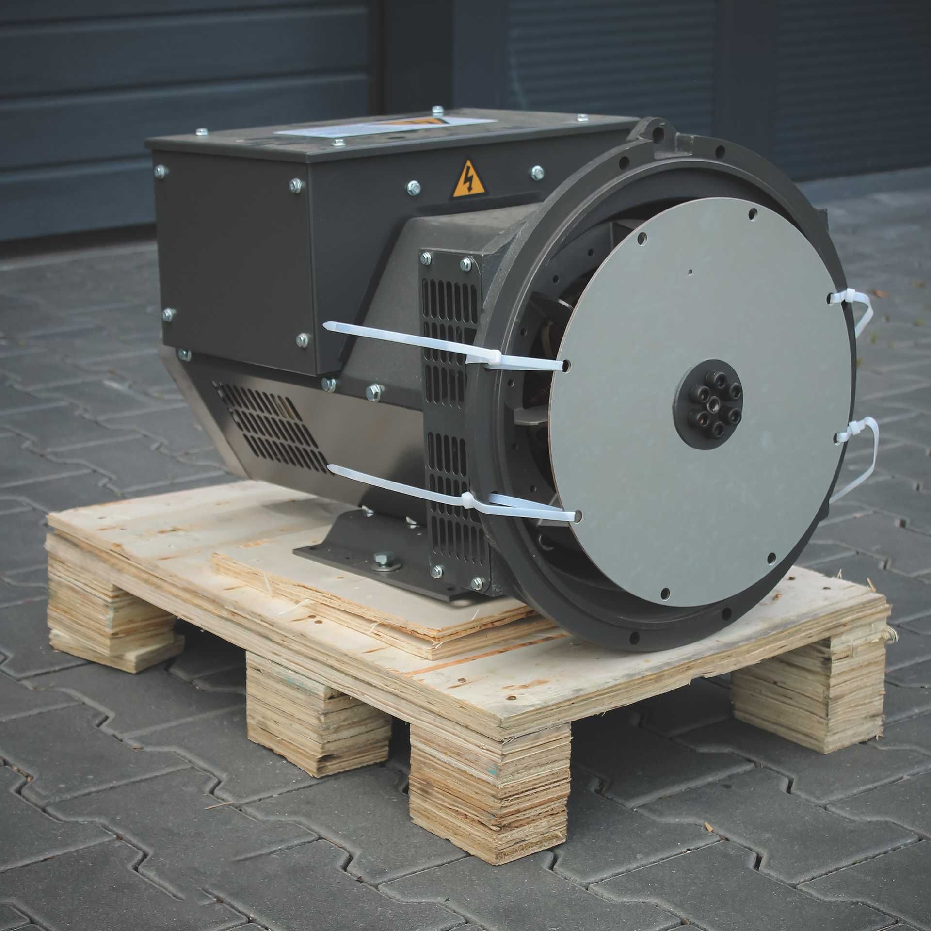 Prądnica 22kW 24kW 20kW 25kW - generator prądu regulator AVR