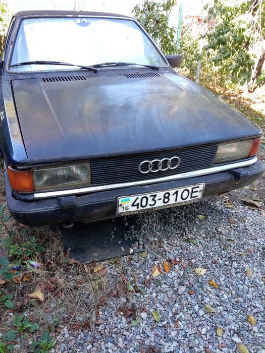 Audi 80 1982 года
