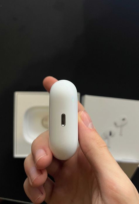 Airpods Pro 1 покоління