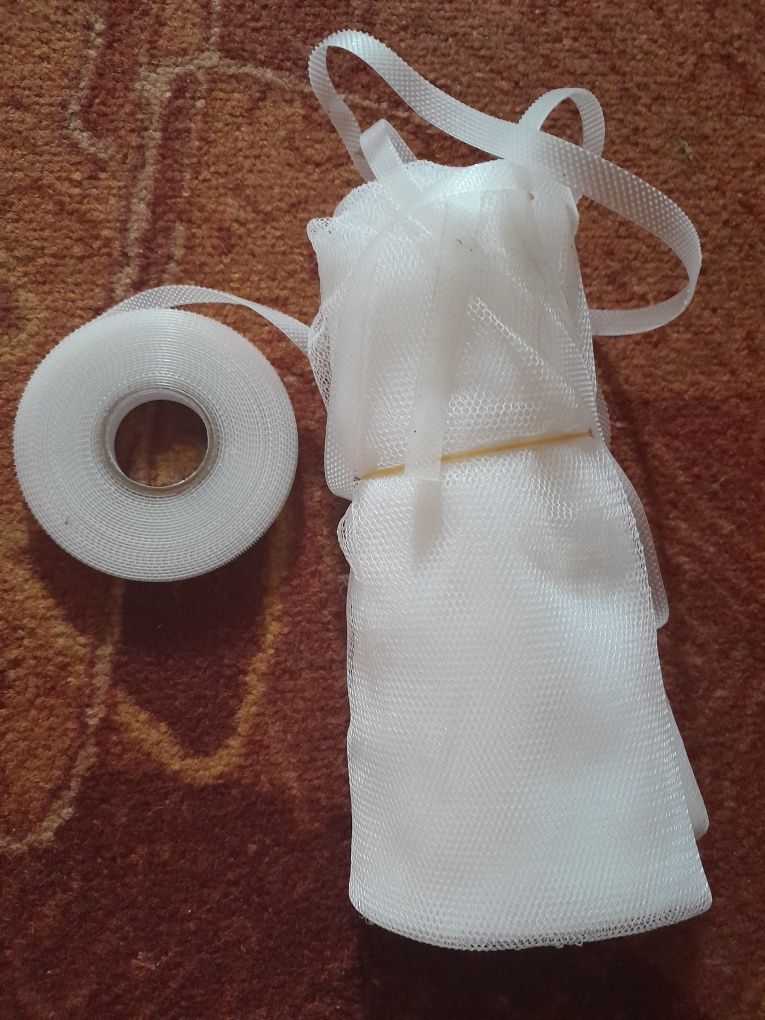 Siatka na owady moskitiera na okno drzwi