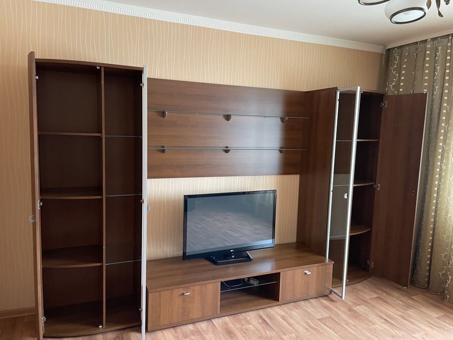 Стінка для вітальні, Польша