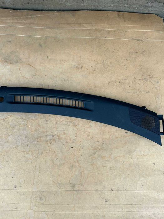 Podszybie wewnętrzne konsoli deski rozdzielczej Nissan Qashqai II J11