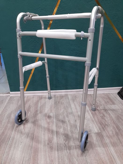 Оренда ходунків для дорослих Львів..