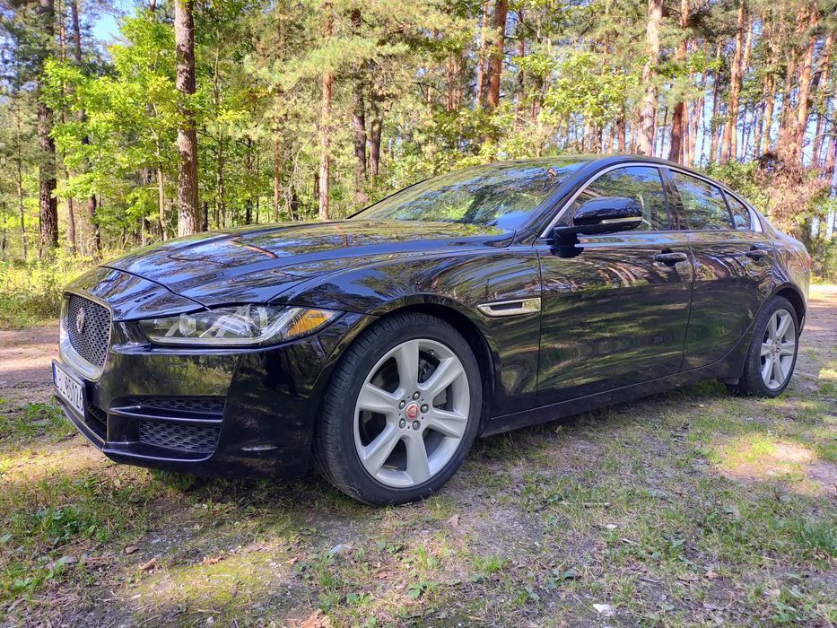 Jaguar XE 25t Prestige