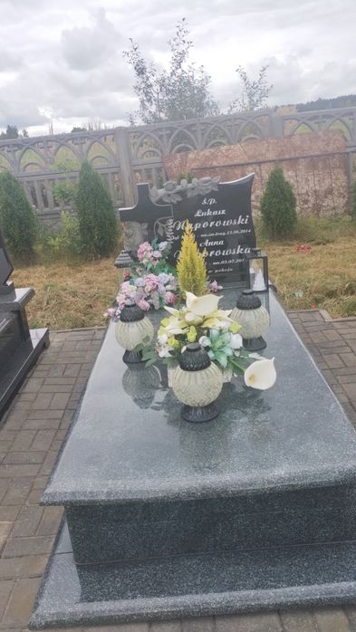 Kompleksowa opieka i sprzątanie nagrobków
