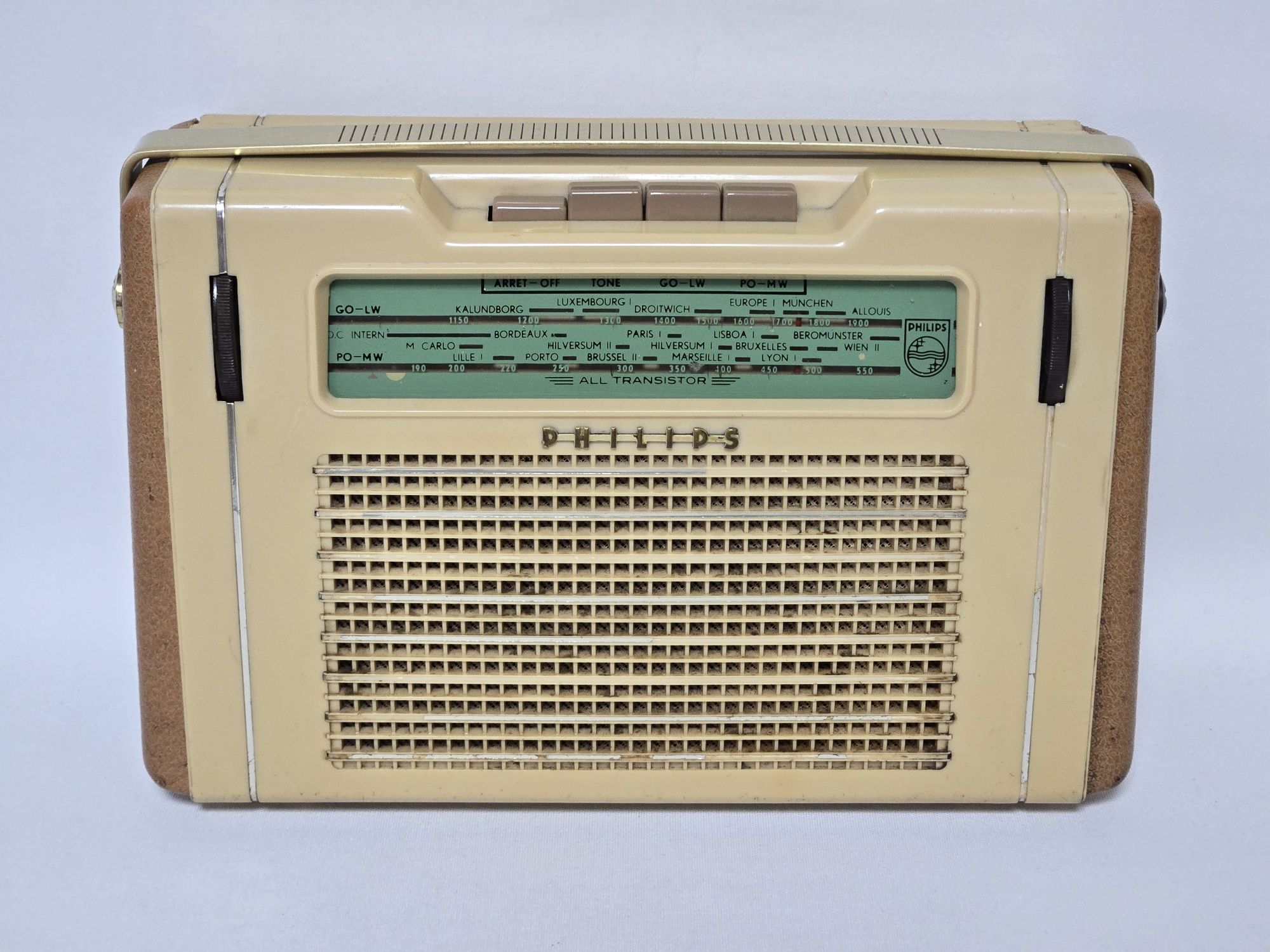 Rádio antigo reparado Philips