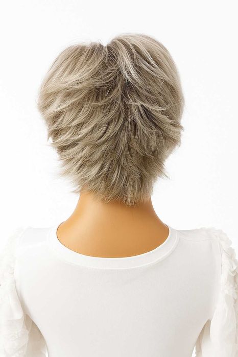 Krótka peruka lace front blond z odrostem ,Nessaja wigs/modneperuki
