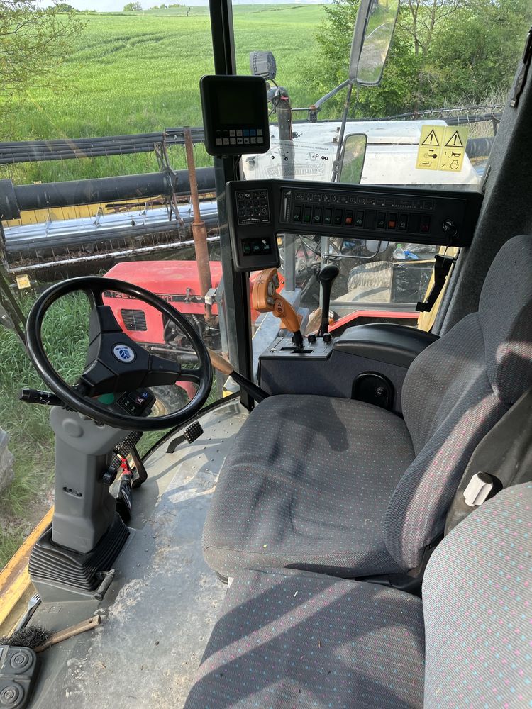 Kombajn New Holland TX66