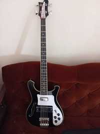 Rickenbacker - gitara basowa