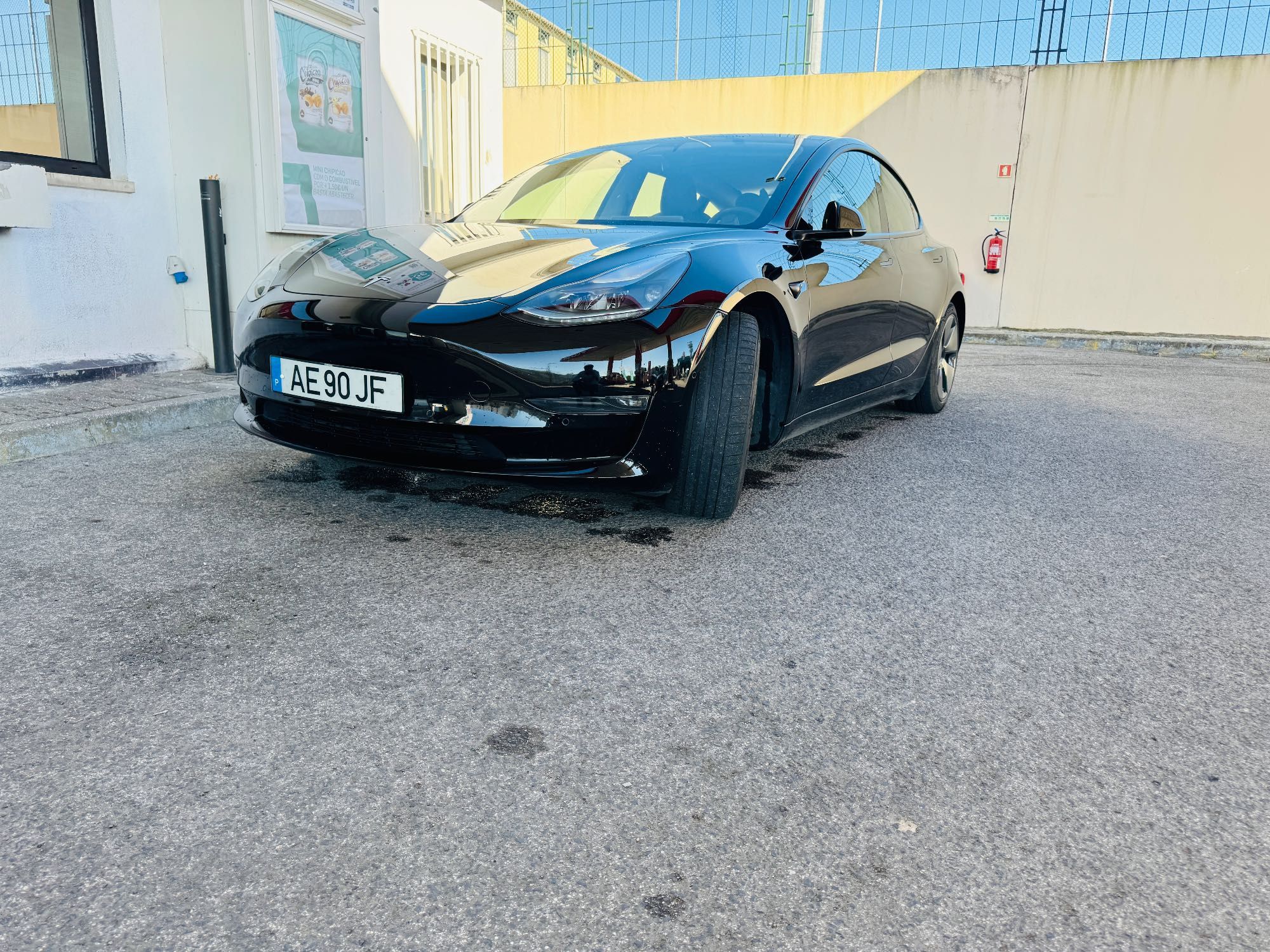 Vendo TESLA Model 3 Long Range em EXCELENTE estado