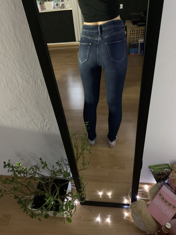 spodnie hollister z wysokim stanem skinny z dziurami bawełna